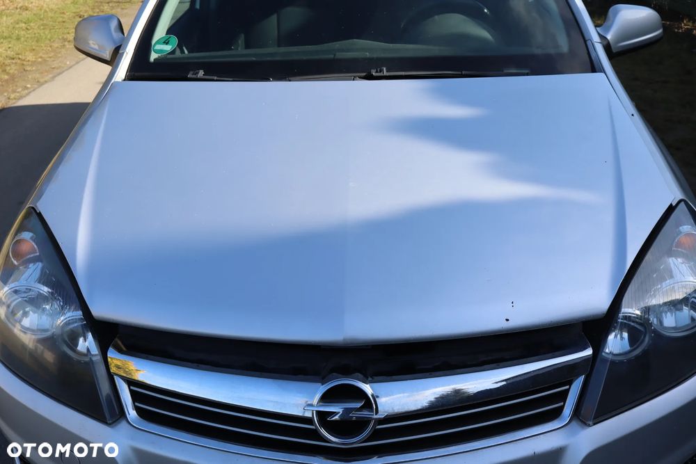 MASKA POKRYWA SILNIKA OPEL ASTRA H III 3 Z176 2004-2014 - 1