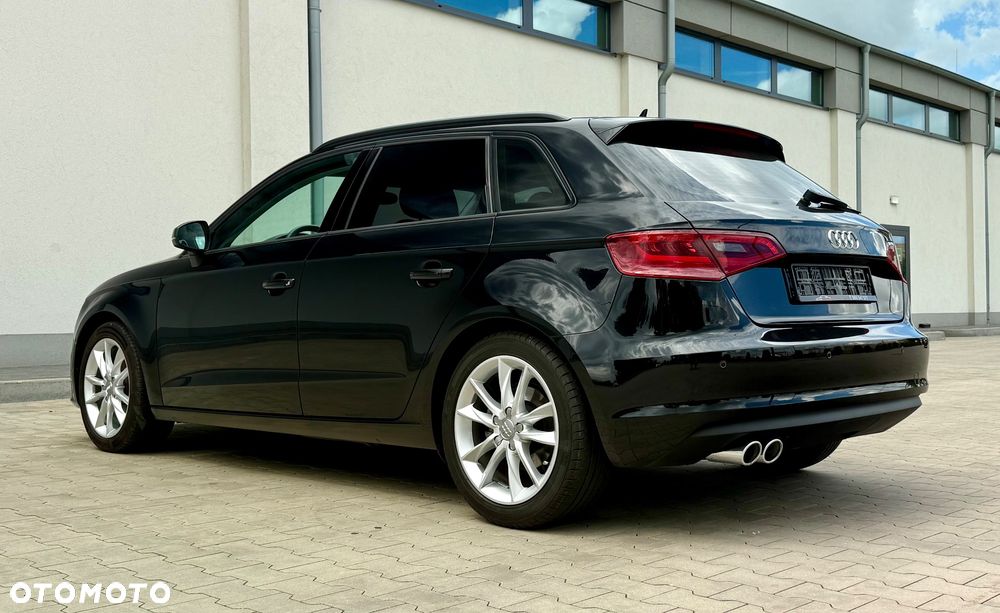 Audi A3 Sportback 2.0 TDI S tronic design - 14