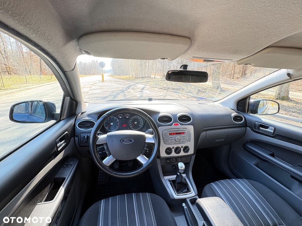 Ford Focus 1.6 Amber X - 13