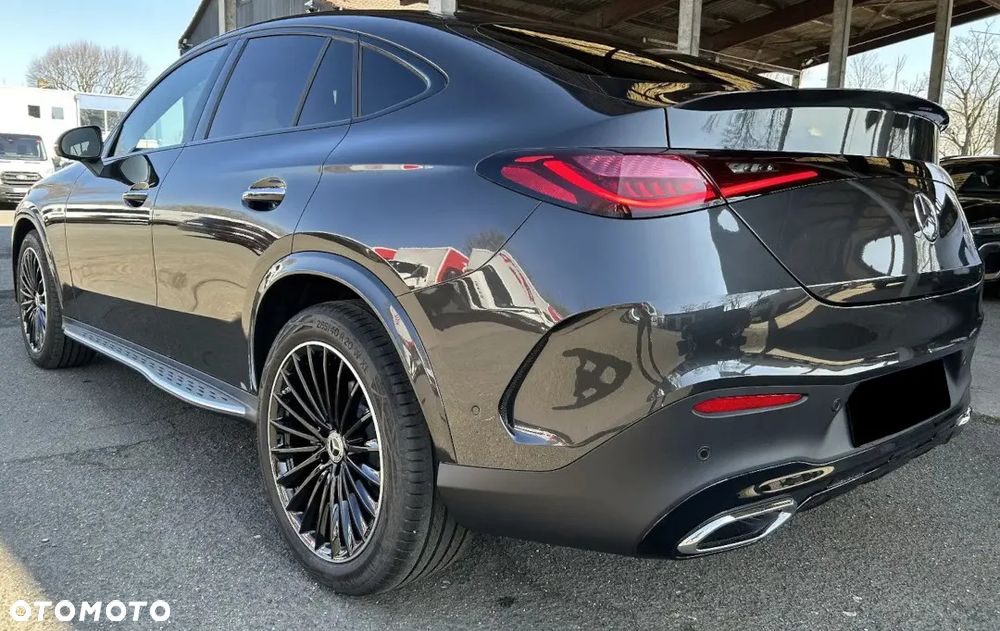 Mercedes-Benz GLC Coupe 300 mHEV 4-Matic AMG Line - 4