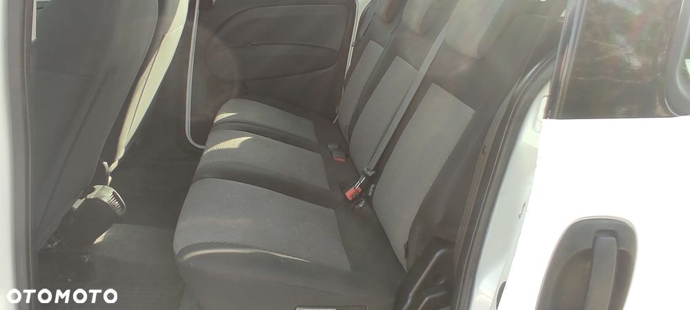 Fiat DOBLO multyat POLSKI SALON 1 WŁASCICIEL 5 OSÓB BEZWYPADKOWY - 7