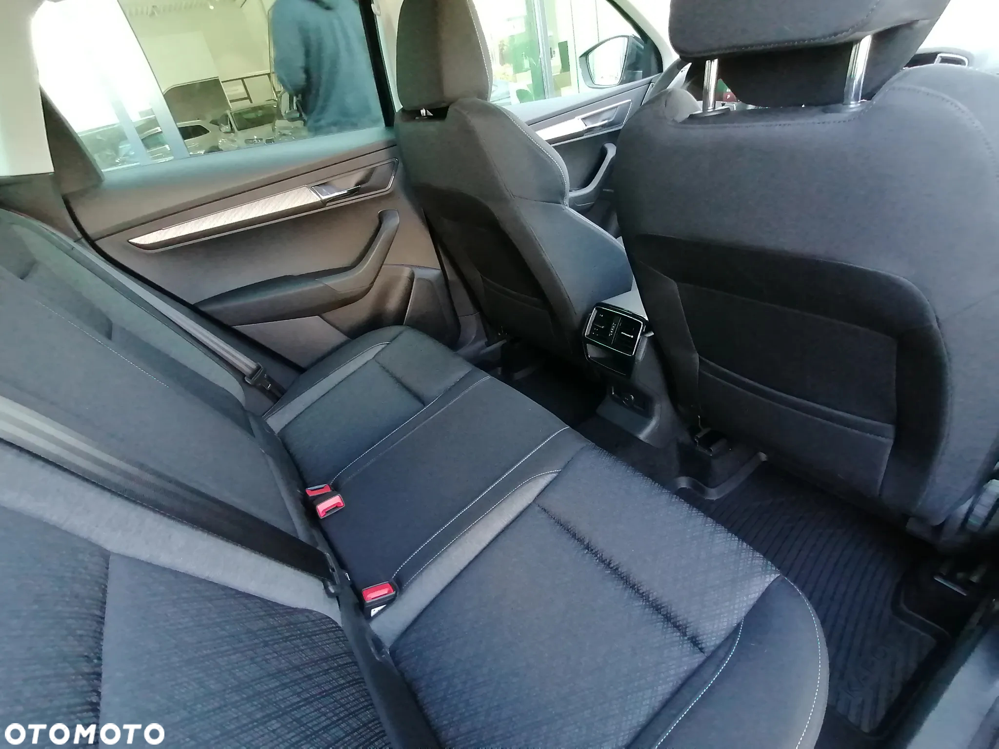 Skoda Karoq 1.5 TSI ACT 4x2 Style DSG - 14