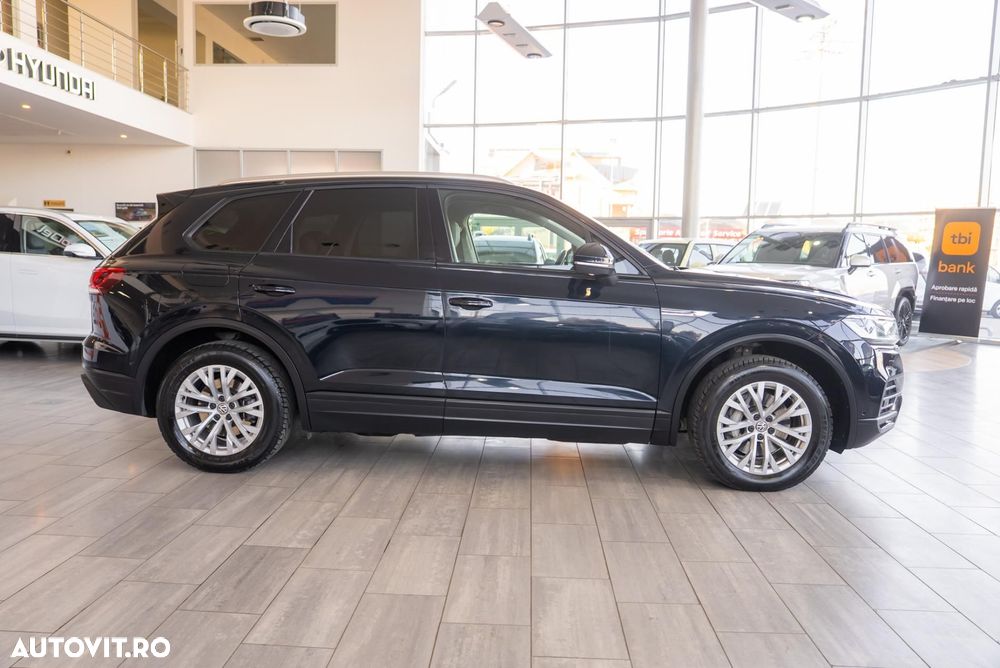 Volkswagen Touareg 3.0 V6 TDI 4Motion DPF Automatik Elegance - 9