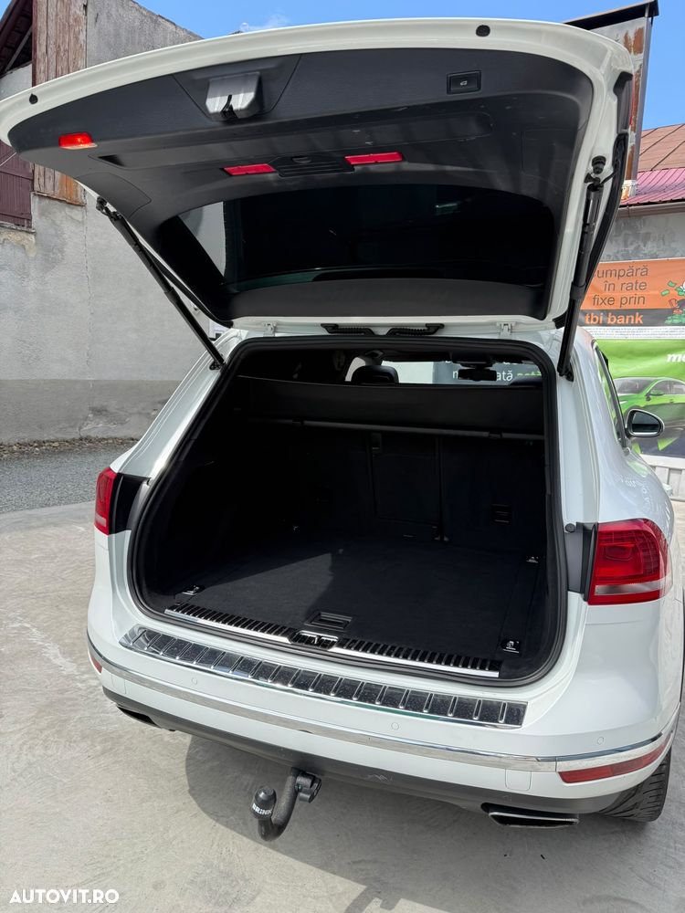 Volkswagen Touareg - 22