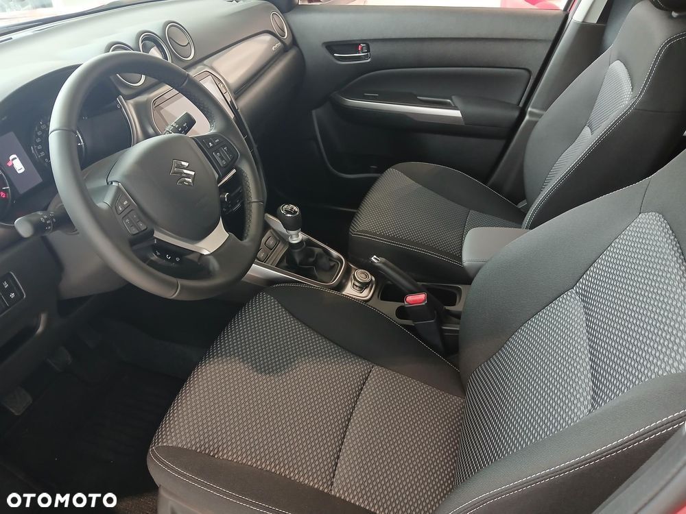 Suzuki Vitara 1.4 Boosterjet mHEV Premium Plus 4WD - 9