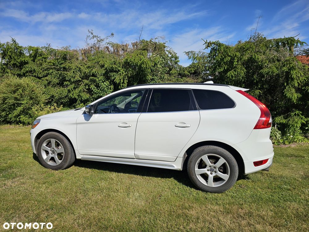 Volvo XC 60 - 4