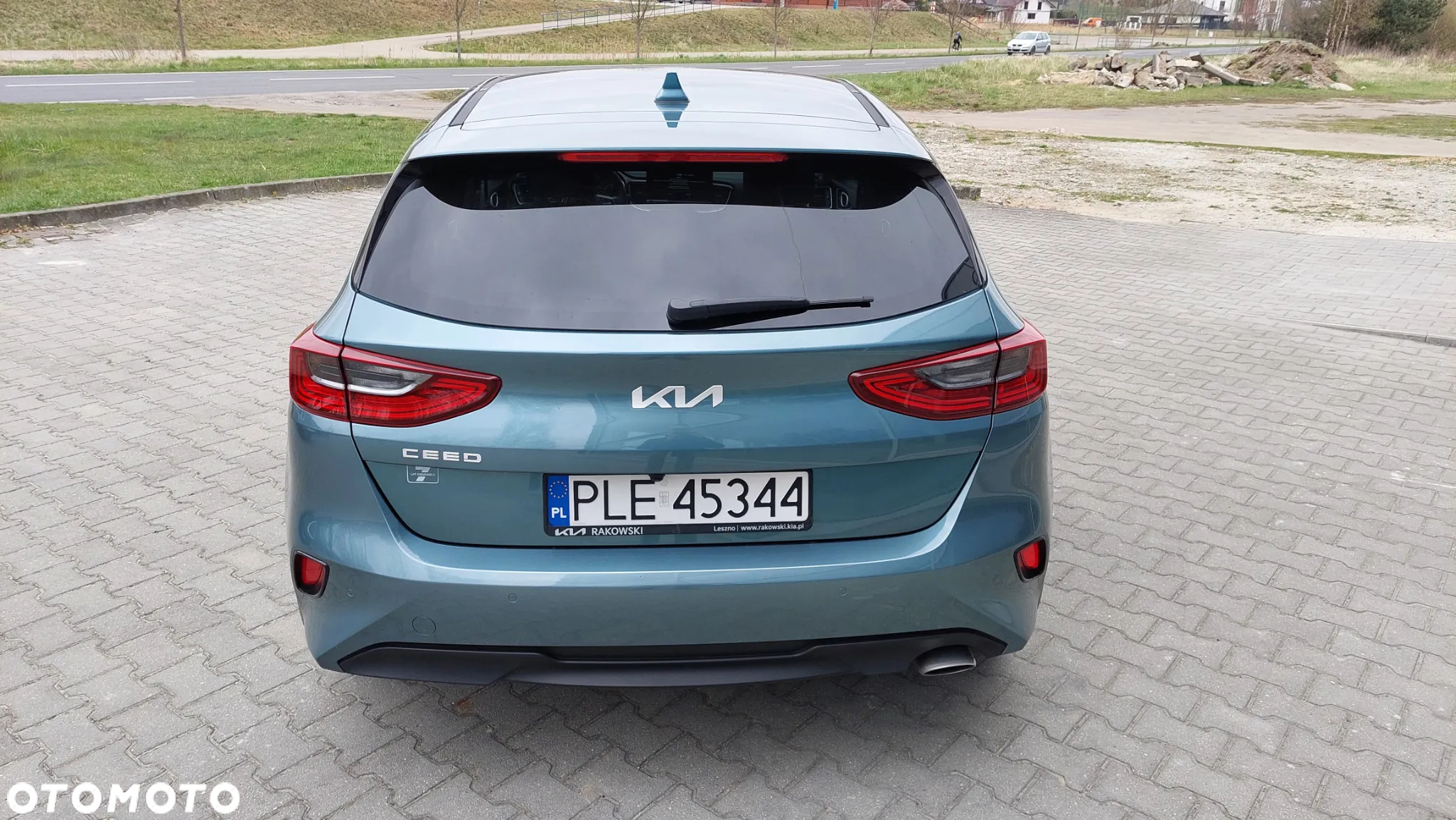 Kia Ceed - 4