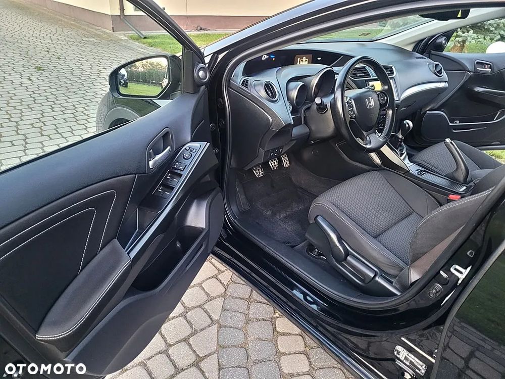 Honda Civic 1.8 Executive - 30