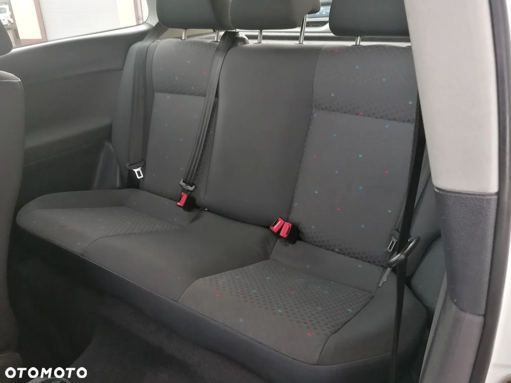 Volkswagen Polo - 15