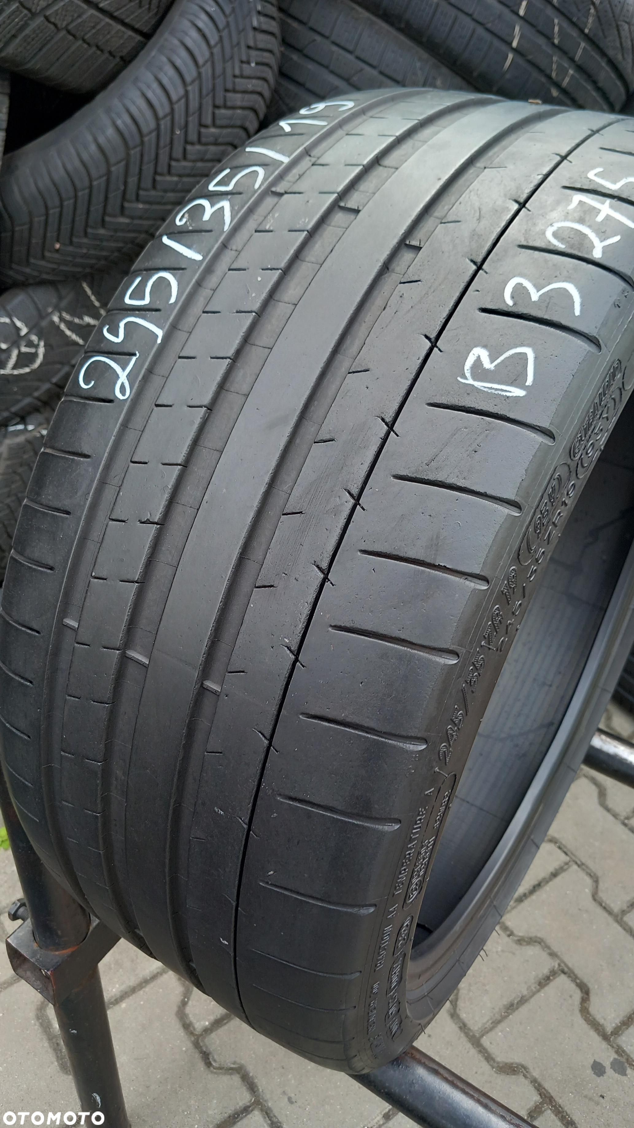 245/35/19 Michelin Pilot Super Sport H:BMW 93Y - 2