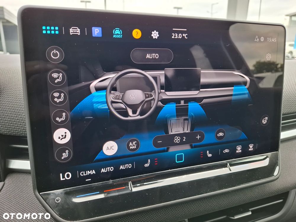 Volkswagen T-Roc 1.5 eTSI Life DSG - 18