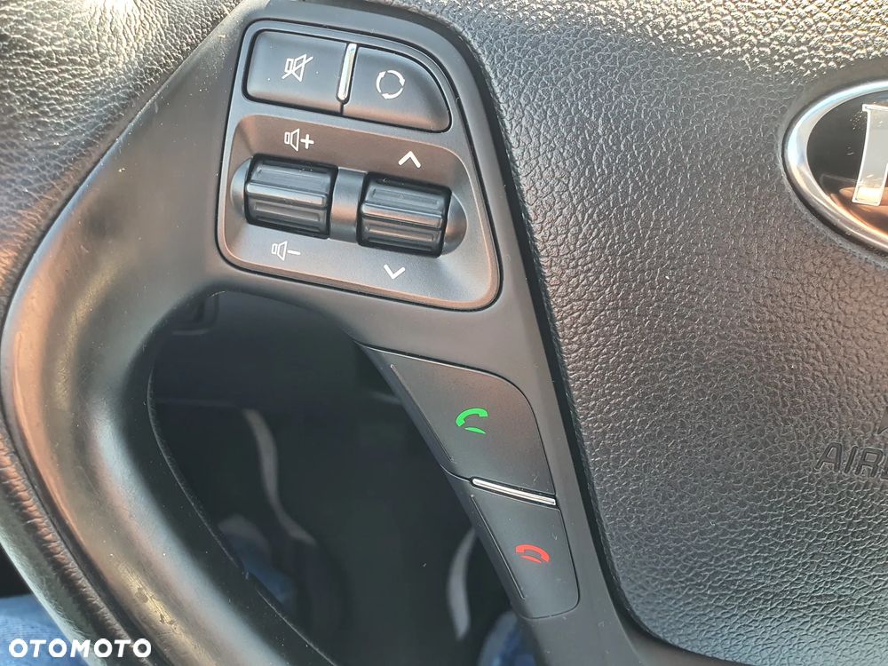 Kia Ceed 1.4 CVVT Dream-Team Edition - 19