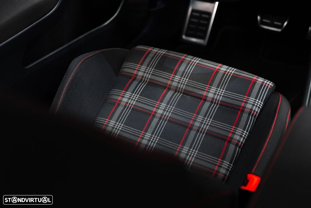 VW Golf GTI (BlueMotion ) DSG - 20