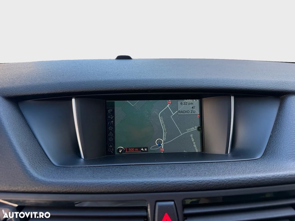 BMW X1 sDrive20d - 11