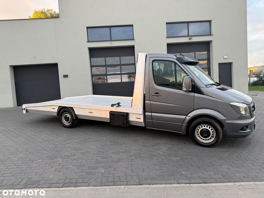 Mercedes-Benz Sprinter - 5