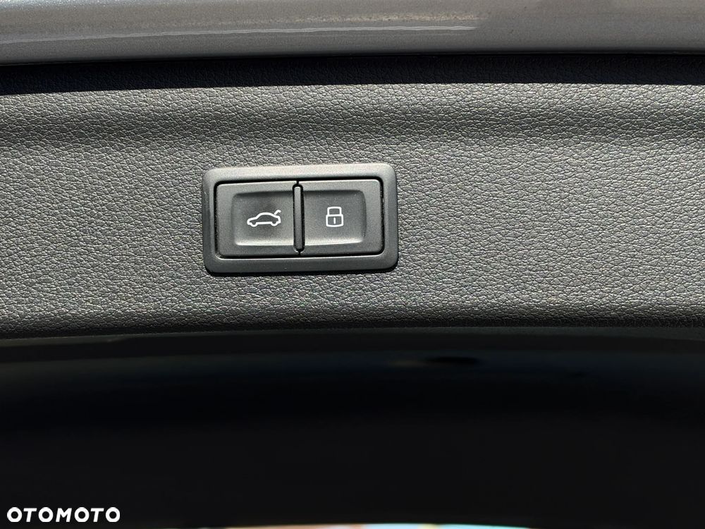 Audi Q3 35 TDI S tronic - 36