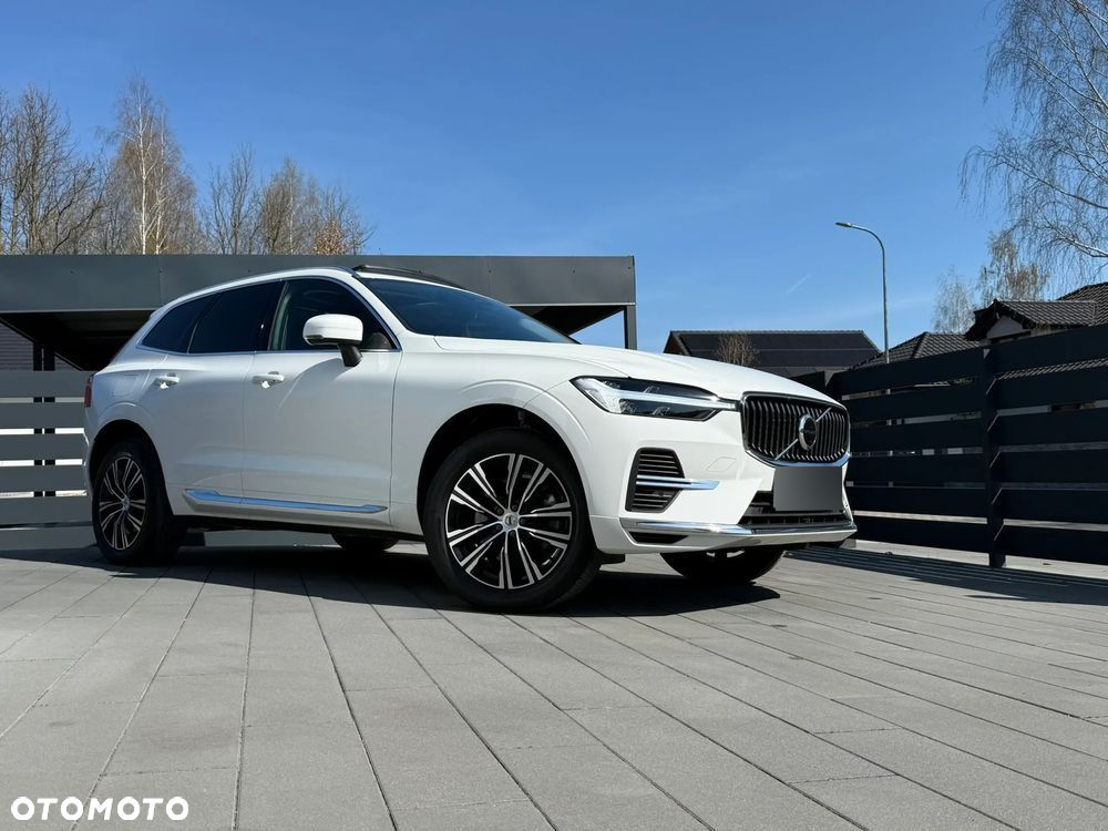 Volvo XC 60 T6 AWD Plug-in Hybrid Plus Bright - 12