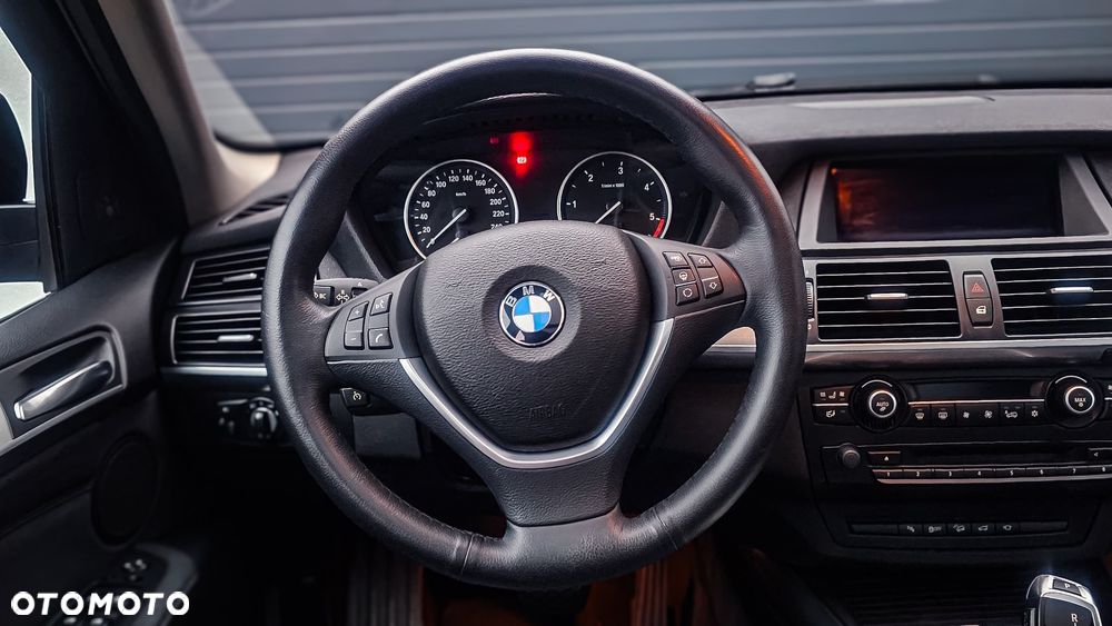 BMW X5 4.0d xDrive - 28