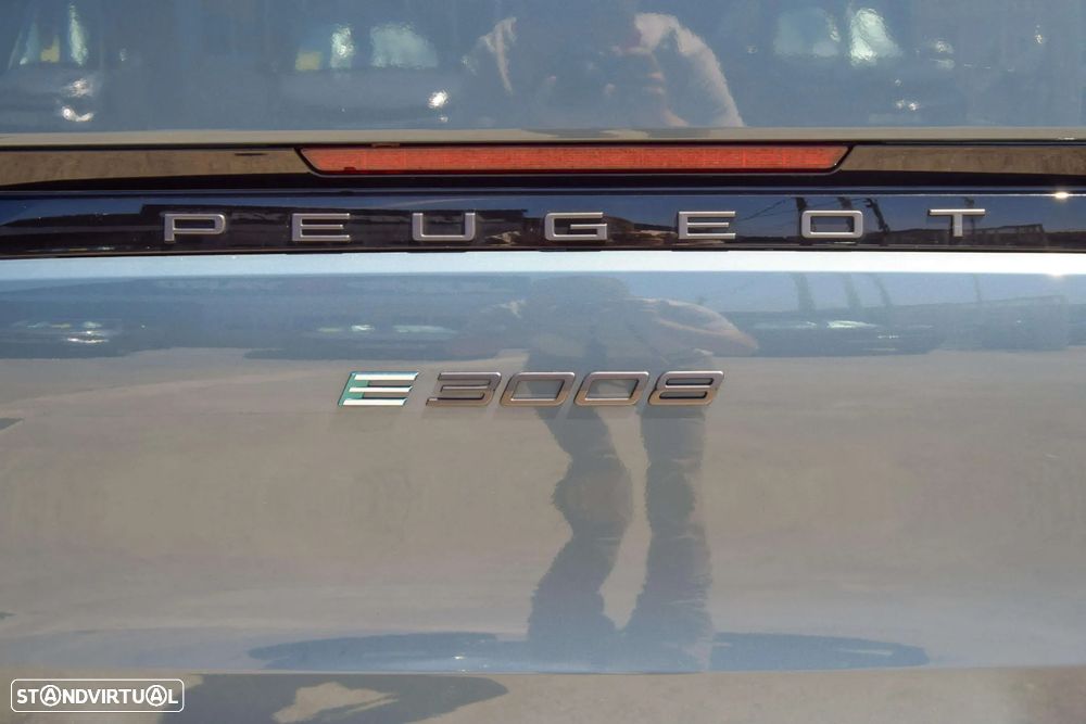 Peugeot E-3008 73 kWh GT - 54