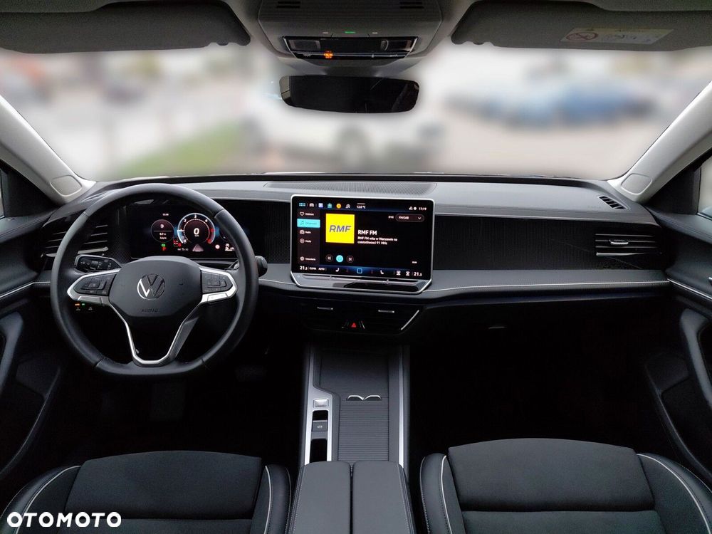 Volkswagen Passat - 17