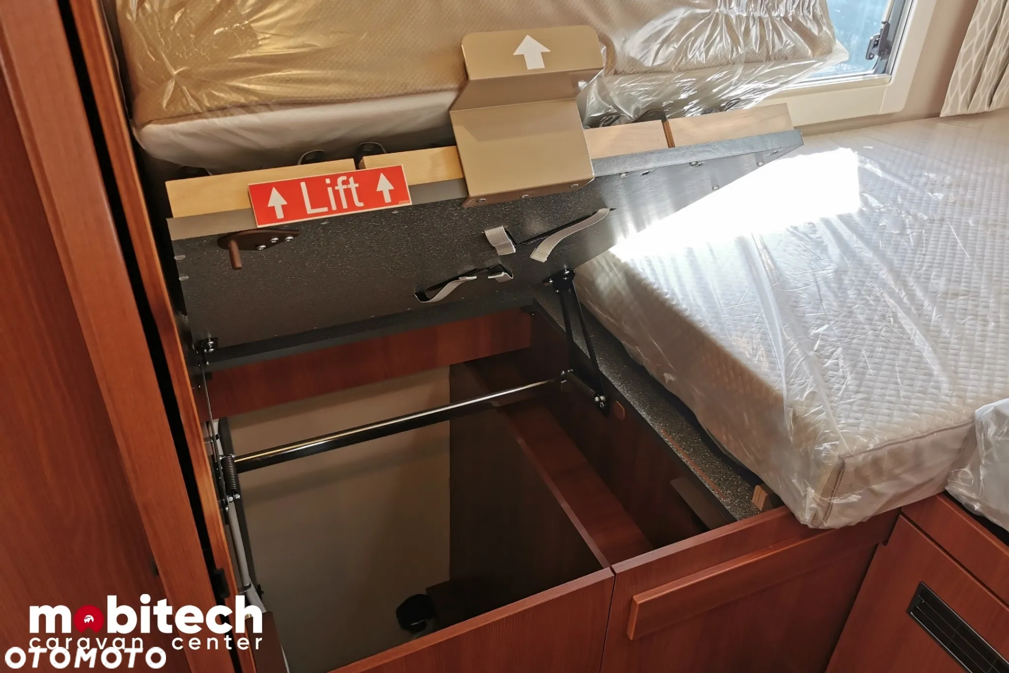 Carthago Chic C-Line I 4.9 LE L Superior - 34