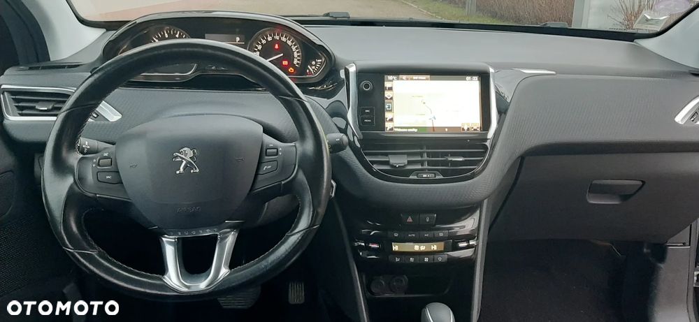 Peugeot 2008 PureTech 110 Stop&Start EAT6 Allure - 8