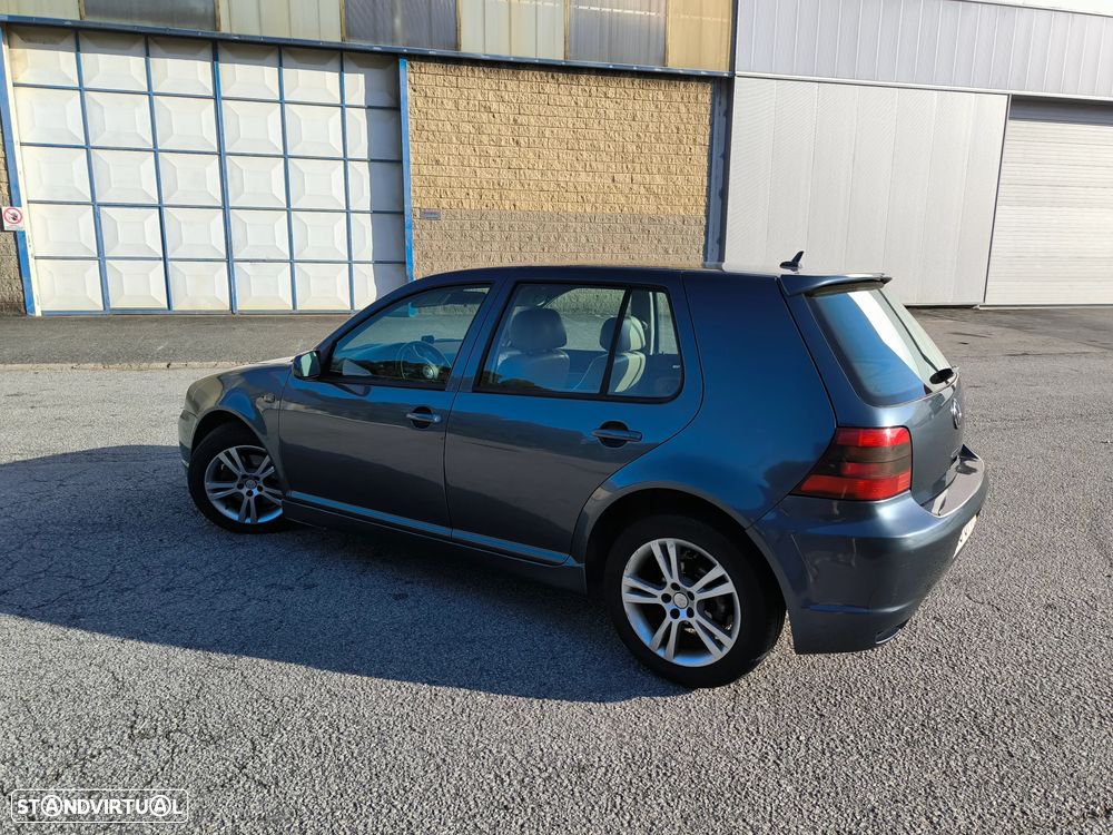 VW Golf 1.9 TDi Highline - 8