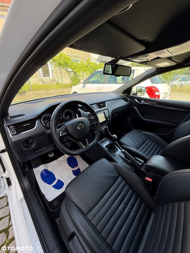 Skoda Octavia 2.0 TDI (Green tec) RS - 11