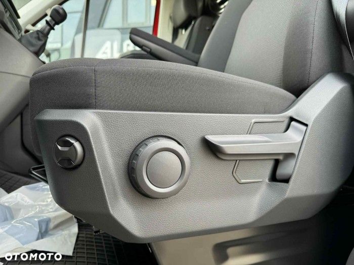 MAN TGE 3.140 FURGON 4x2F SB - 14