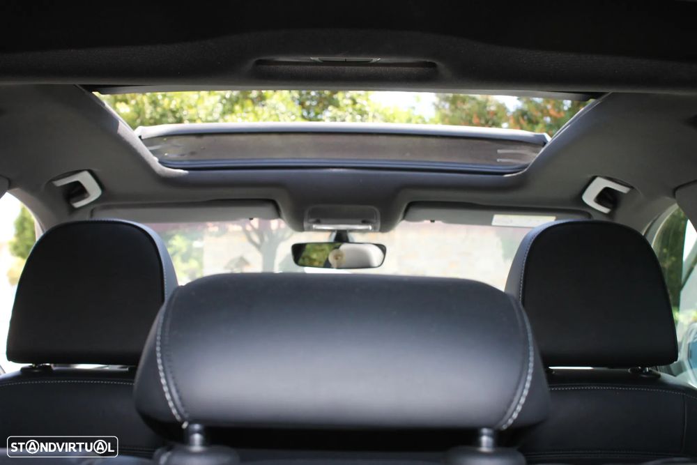 Audi RS Q3 2.5 TFSI quattro S tronic performance - 38