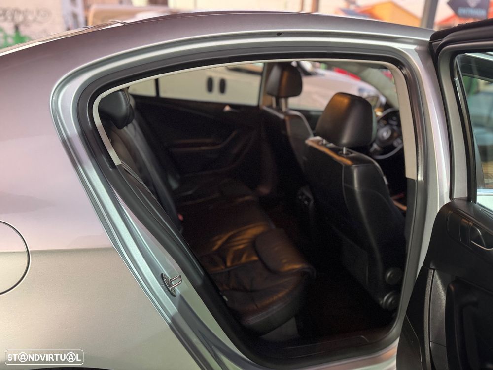 VW Passat 2.0 TDI Highline - 5