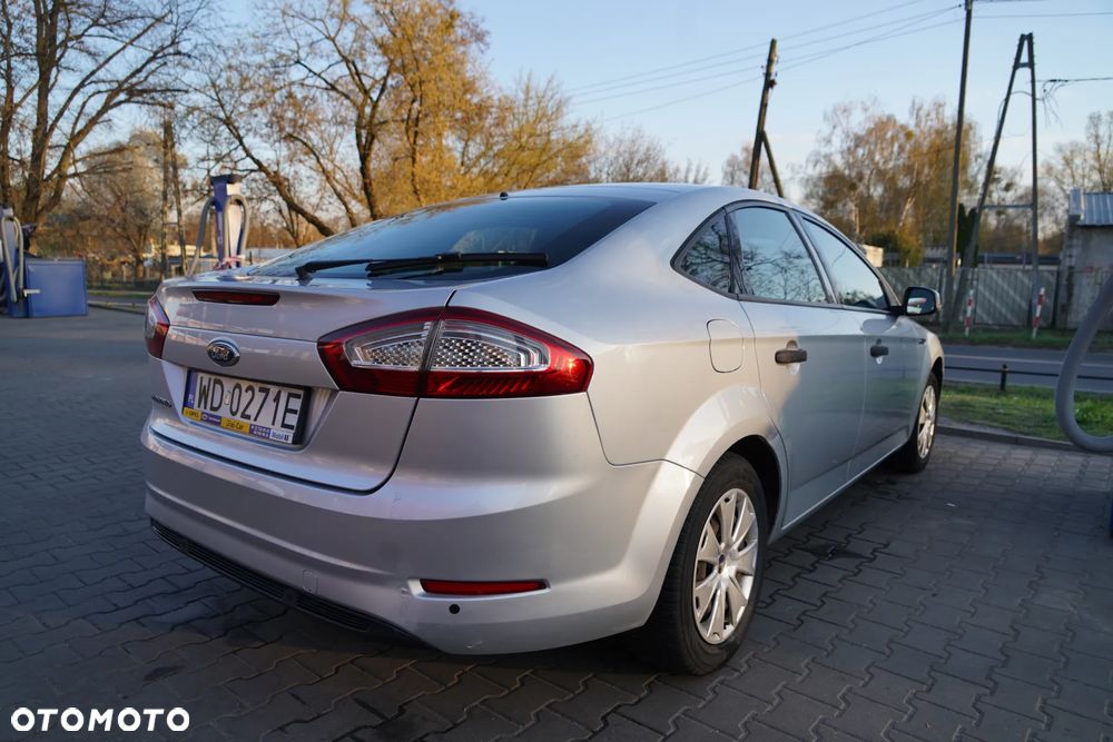 Ford Mondeo - 8