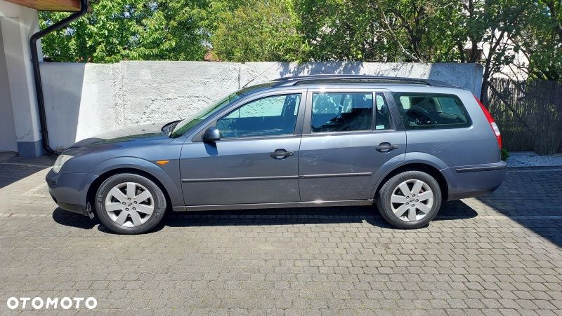 Ford Mondeo 2.0 TDDi Ambiente - 2