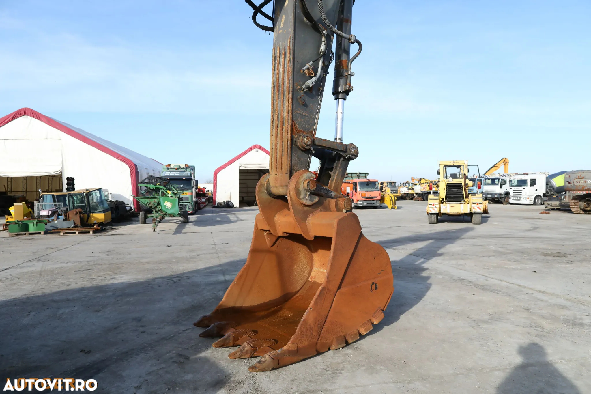 Volvo EC 360 CL - 7