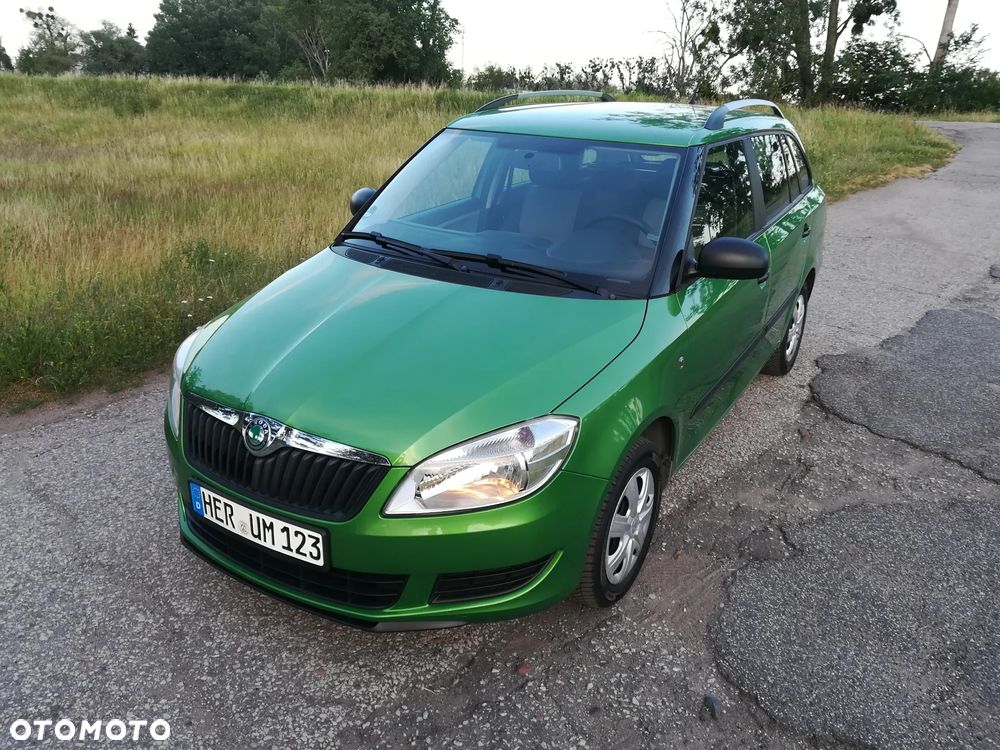 Skoda Fabia 1.4 16V Ambition Plus - 1