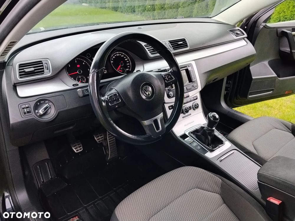 Volkswagen Passat 2.0 TDI 4Mot Comfortline - 18