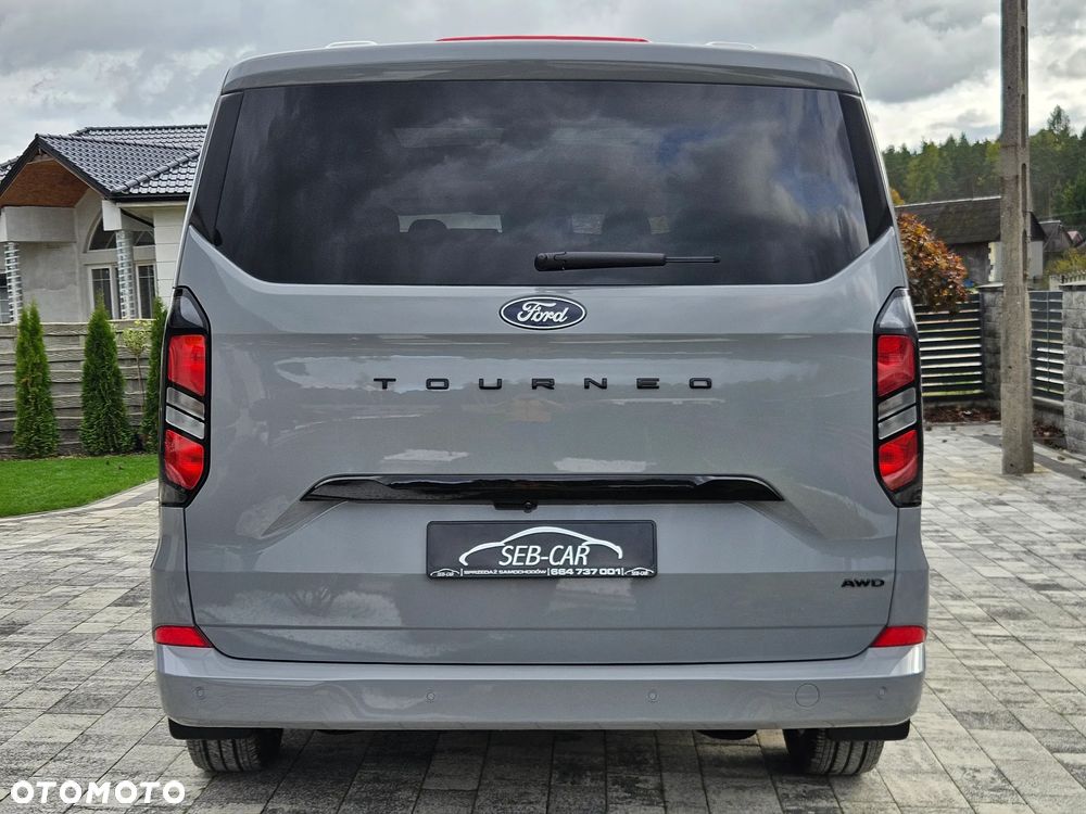 Ford Tourneo Custom 2.0 EcoBlue 320 AWD L2 Titanium - 11