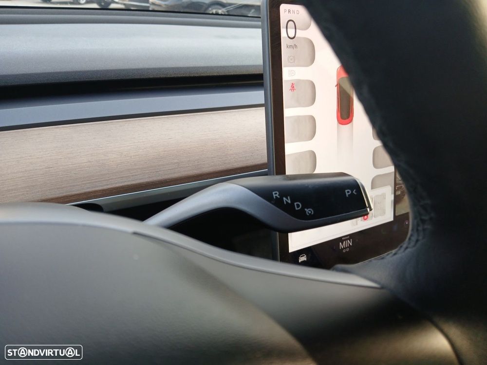 Tesla Model 3 - 26