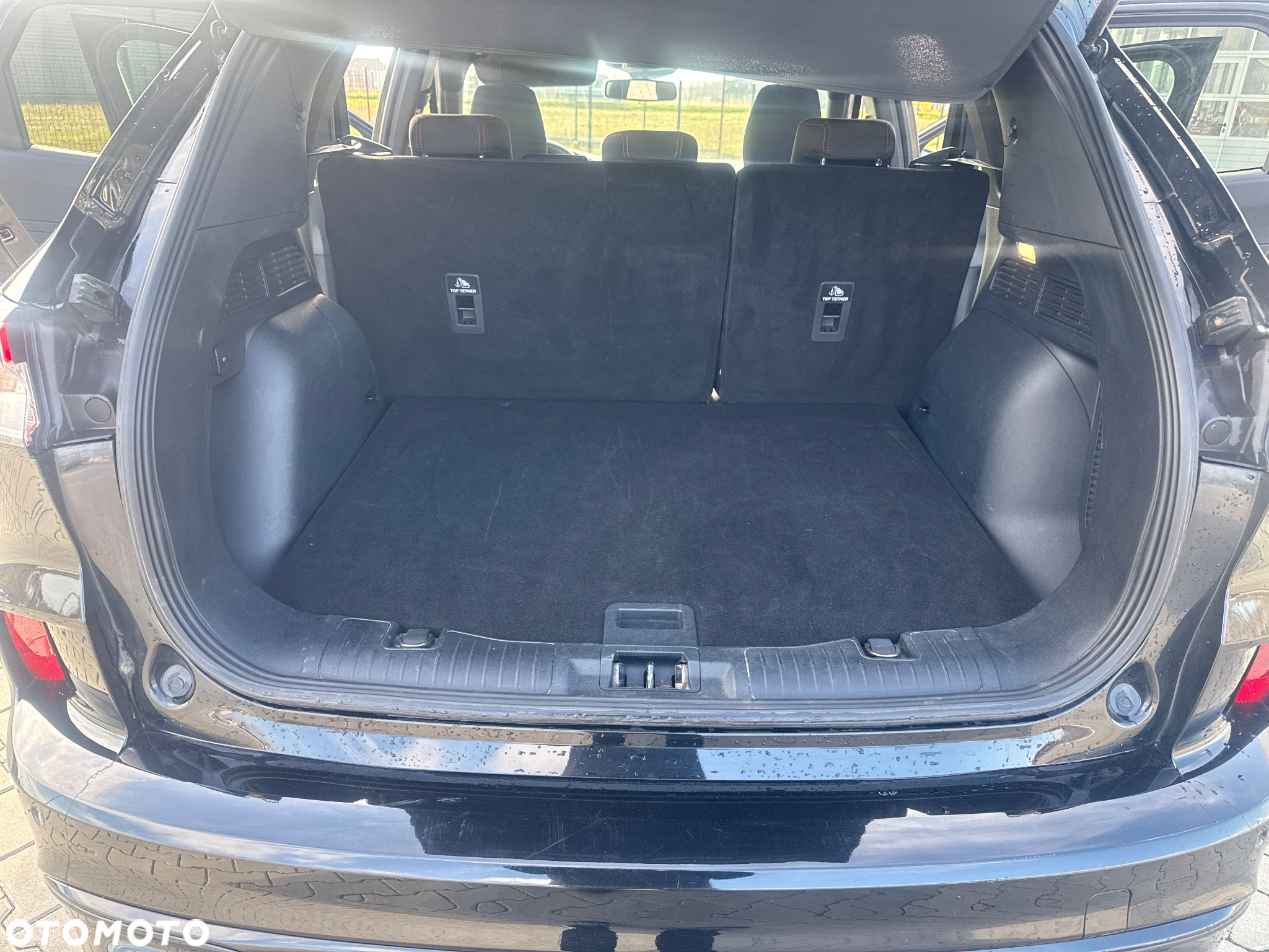 Ford Kuga 2.5 FHEV AWD ST-Line X - 8