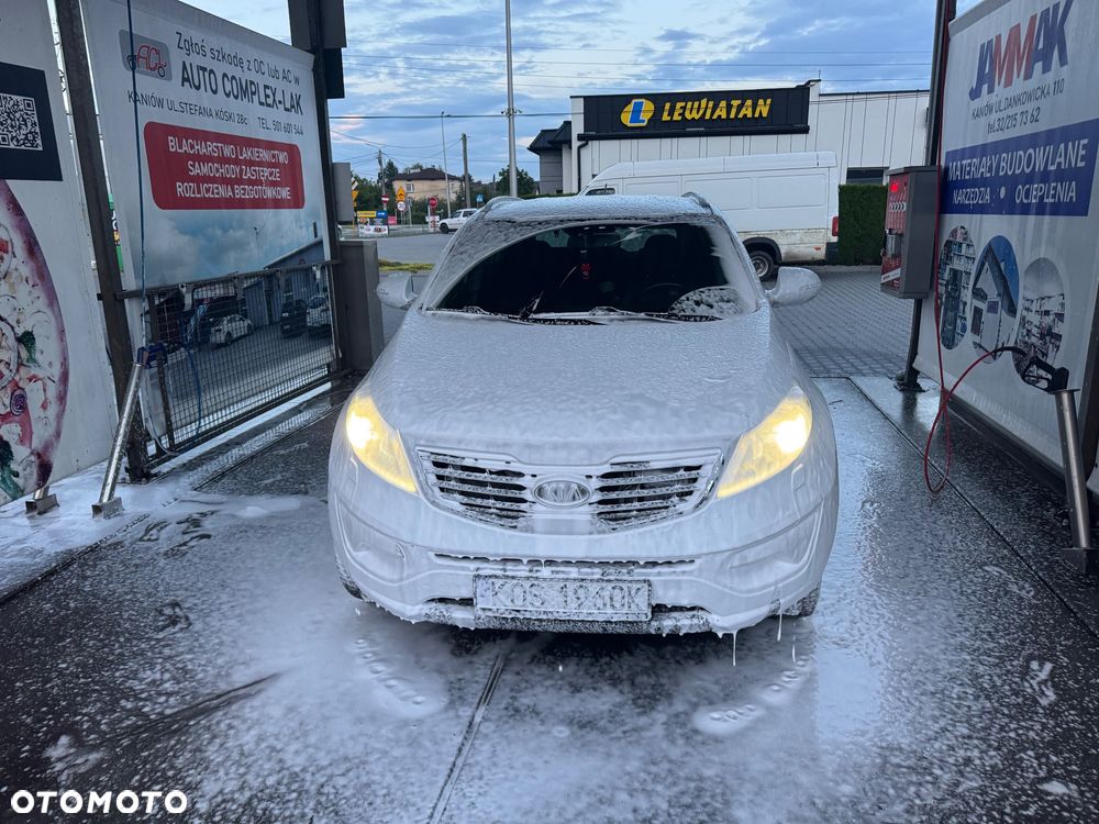 Kia Sportage 1.7 CRDI 2WD ISG Dream-Team Edition - 3