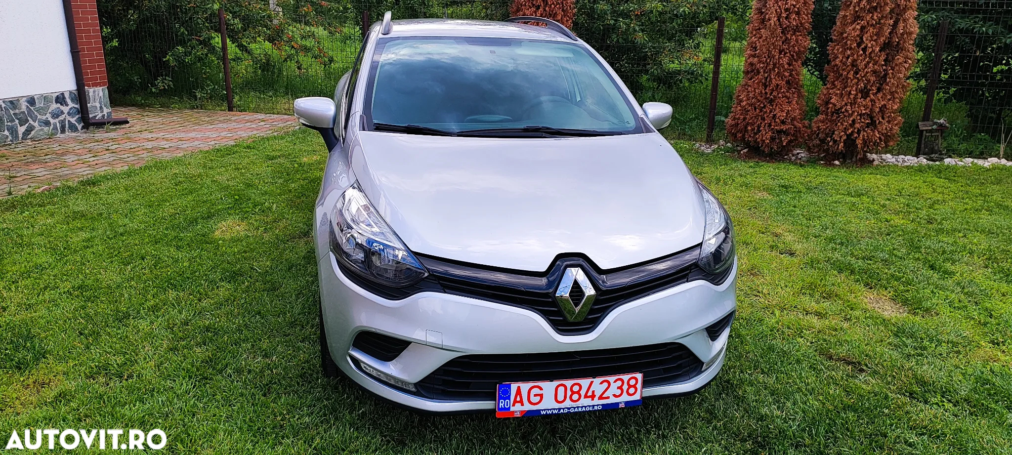 Renault Clio Grandtour Energy TCe 90 Start & Stop Dynamique - 8