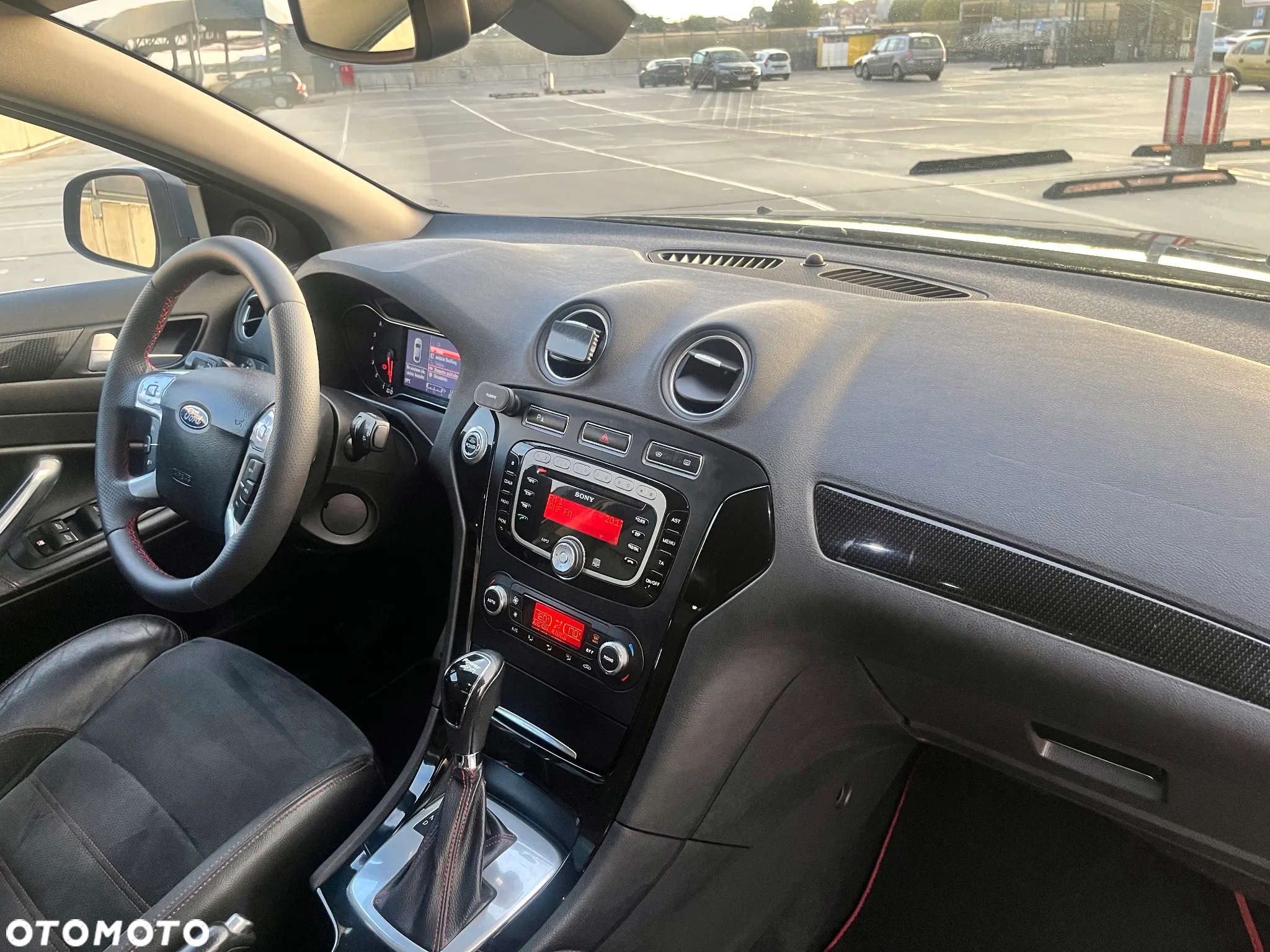 Ford Mondeo 2.0 EcoBoost Titanium S - 17