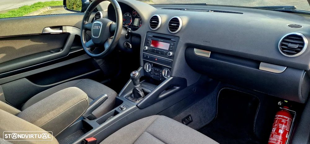 Audi A3 1.6 TDI Attraction - 16