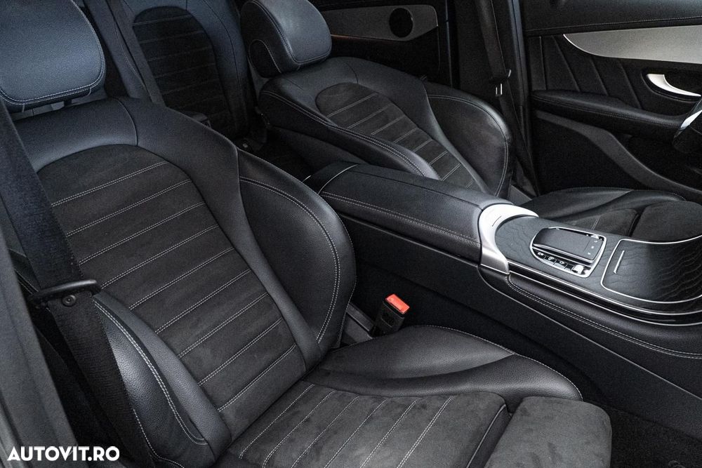 Mercedes-Benz GLC Coupe 200 - 40