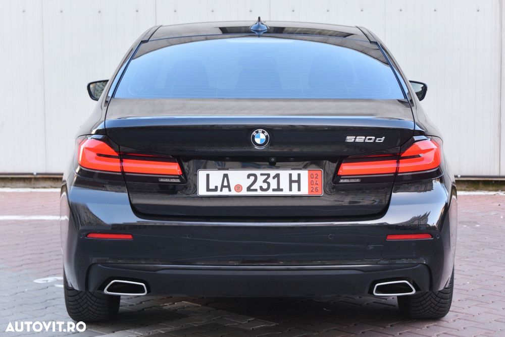 BMW Seria 5 520d Aut. Sport Line - 4