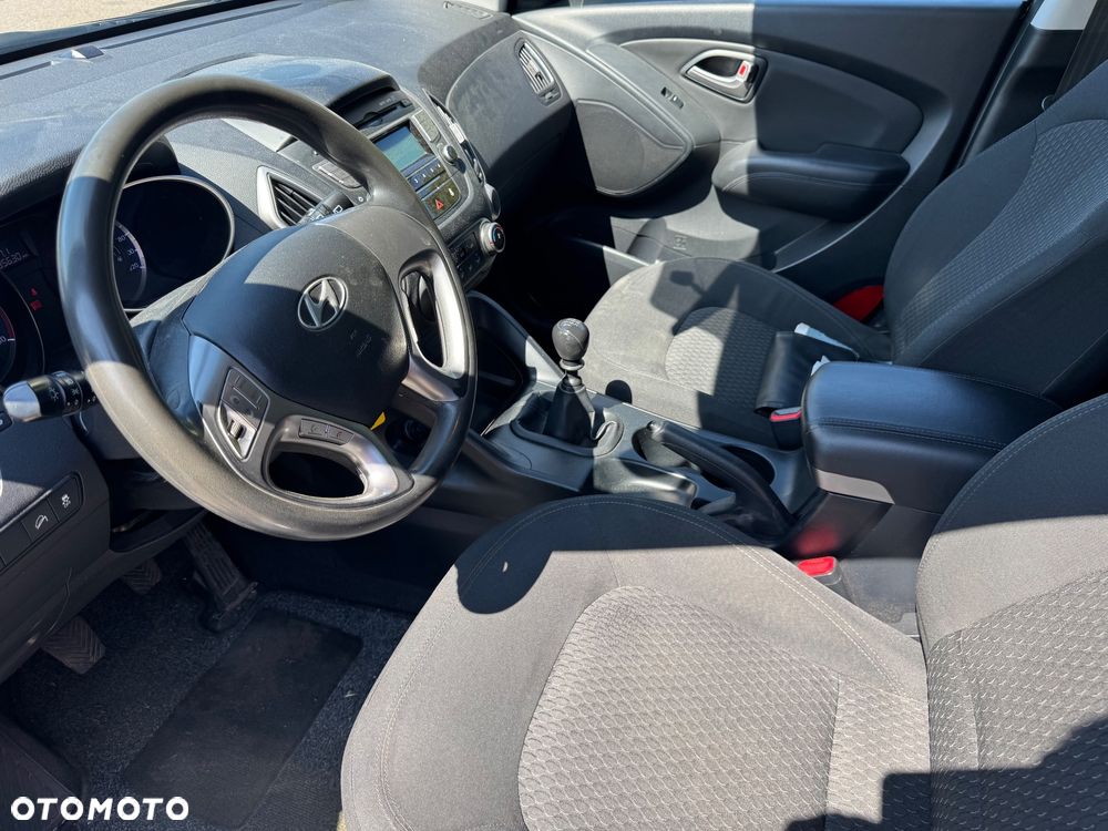 Hyundai Tucson 2.0 CRDi VGT 2WD GLS - 16