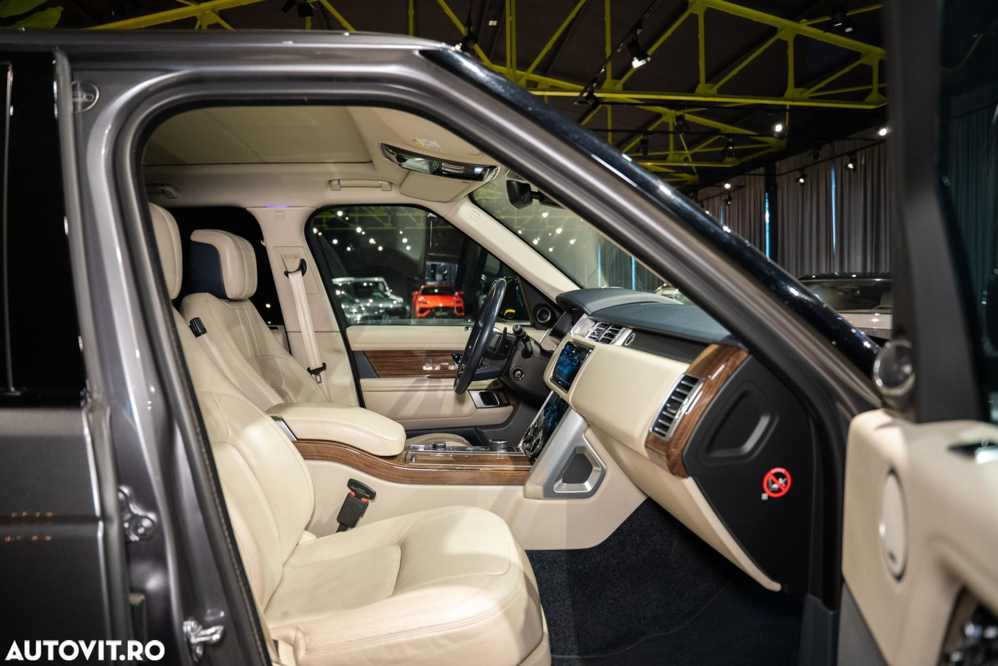 Land Rover Range Rover - 23