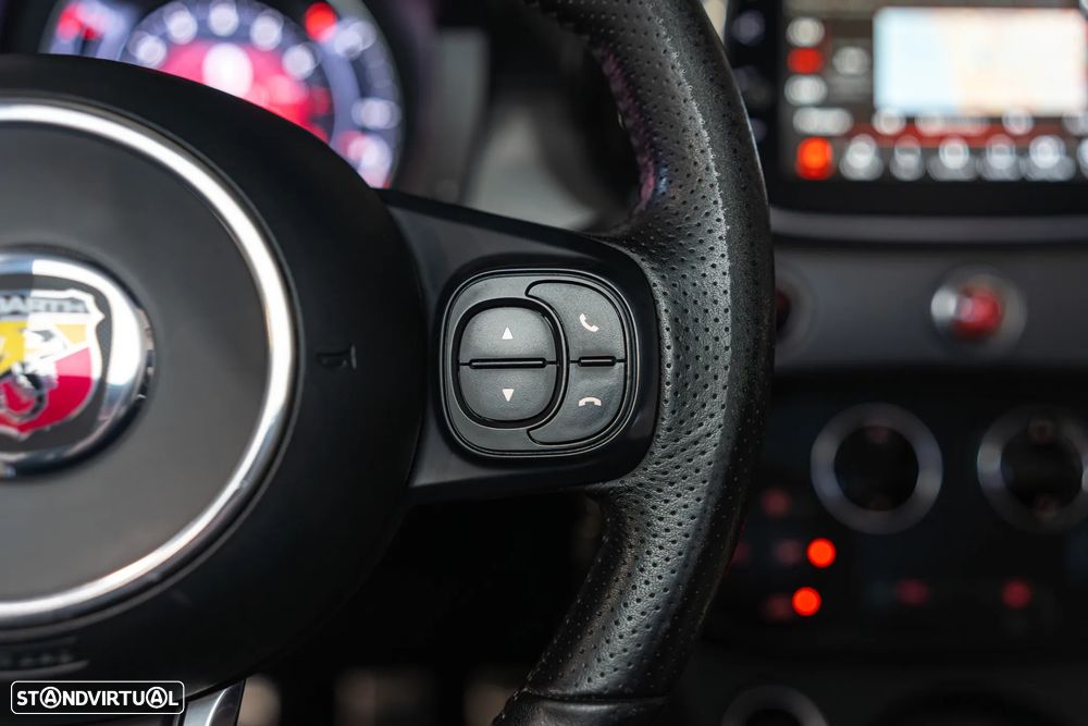 Abarth 595C 1.4 T-Jet Pista - 25