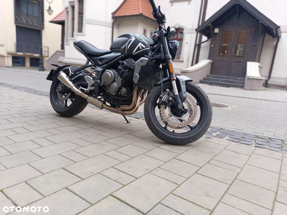 Triumph Trident - 7