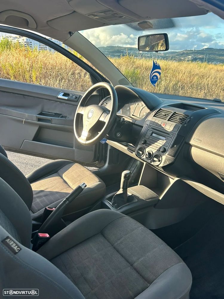 VW Polo 1.2 Go - 14